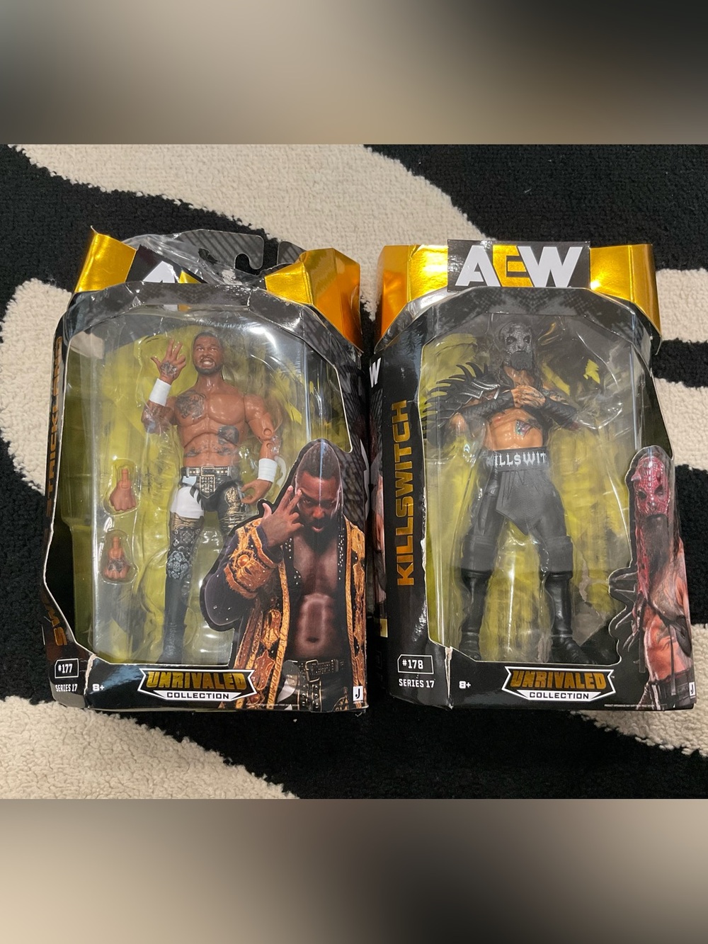 AEW Unrivaled Collection Action Figures - Duo Set (Black, Gold)